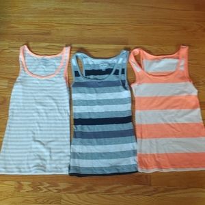 NWOT Old Navy Perfect Tank